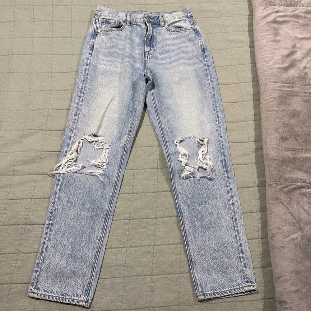 American Eagle Outfitters Light Blue Distressed Straight Leg Jeans